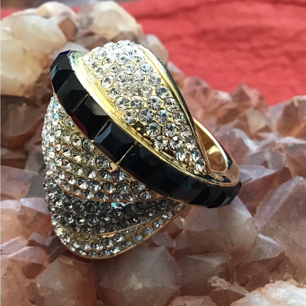 Akkad RS Ring